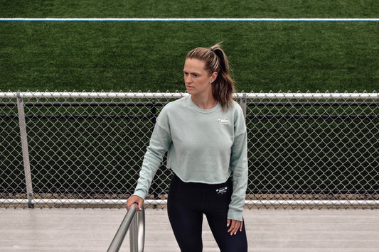 cropped sweatshirt dusty blue front - basquaredfitness